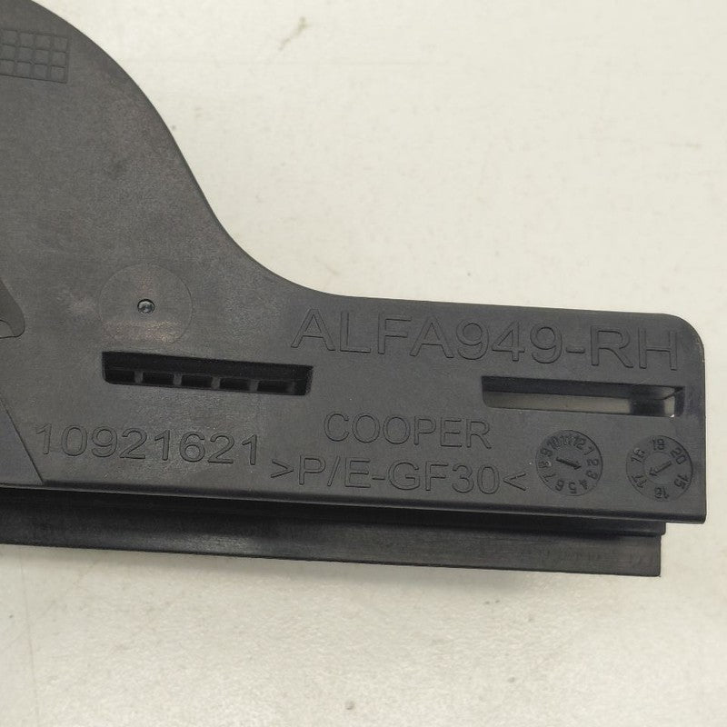 Passenger Right Rear Door Vent Glass Window Fits 18-24 Alfa Romeo Stel