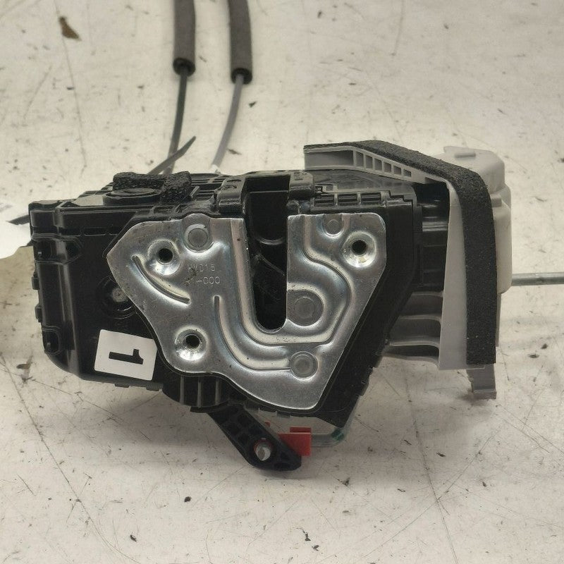 Hyundai Kona Door Latch Lock Right Passenger Rear  2021 2020 2019