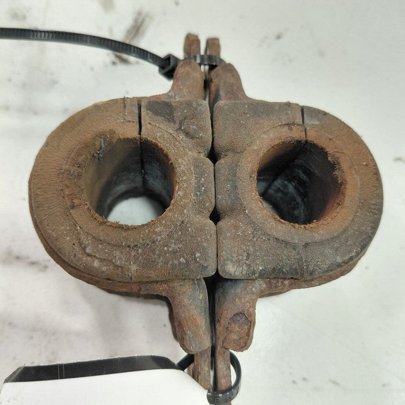 Ford Fusion Rear Sway Bar Bushing Mounting Bracket  2016 2015 2014 201