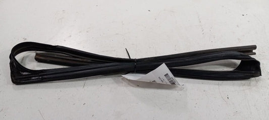 Acura MDX Door Glass Window Seal Rubber Right Passenger Rear Back 2010