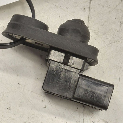 Mitsubishi Outlander   Door Ajar Switch Door Open Dome Light Switch  2