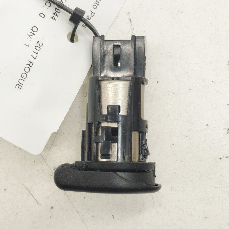 Nissan Rogue 12V Power Port Socket  2017 2018 2019 OEM