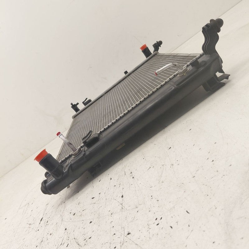 Radiator Hatchback Note CVT Fits 13-19 Nissan Versa
