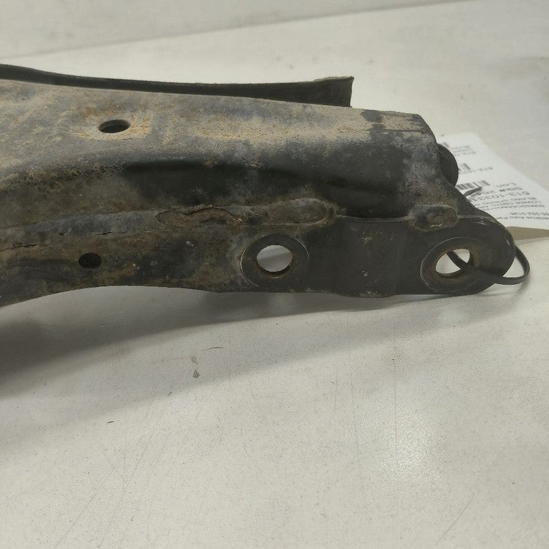 Left Rear Lower Control Arm Spring Seat Fits 19-20 Hyundai Santa Fe