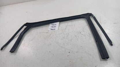 Chrysler 200 Door Glass Window Seal Rubber Left Rear Back  2015 2016 2017