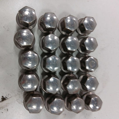 Chrysler 300 Lug Nut Set  2015 2016 2017 2018 2019