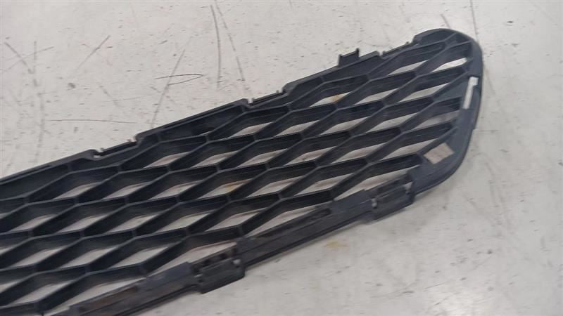 Grille Grill VIN J 1st Digit Japan Built Lower Bumper Mounted Fits 14-
