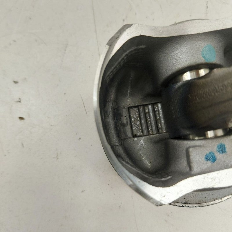 Nissan Versa Single Piston With Connecting Rod   1.6 2024 2023 2022 20