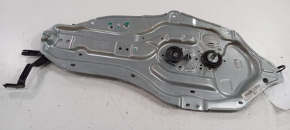 Passenger Right Front Window Regulator Track Hatchback Manual Fits 10-