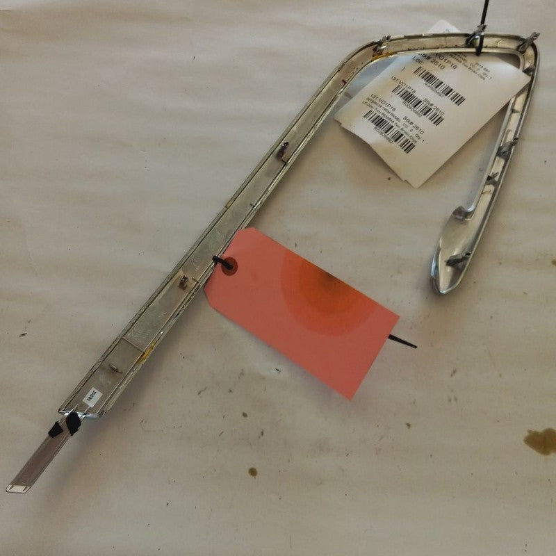 Volvo S60 Driver Left Front Door Trim {8635848} Two Brokn Clips 2018 2