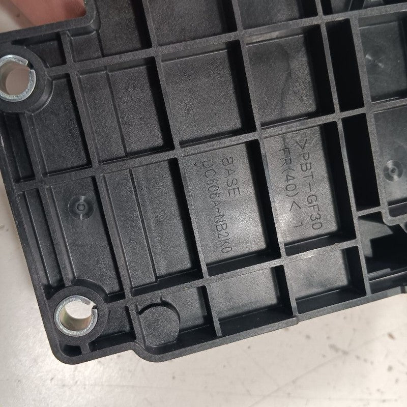 Nissan LEAF Battery Heater Relay {295U53NF0A} 2013 2014 2015 2016 2017