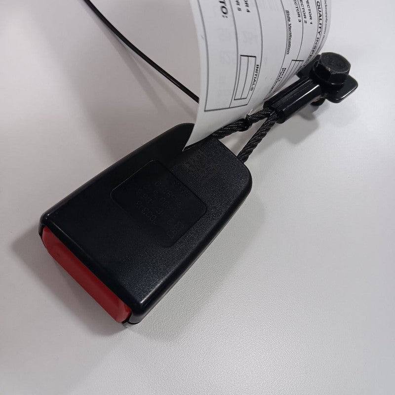 Fiat 500 Seat Belt Buckle Latch Right Passenger Rear Back  2014 2015 2016