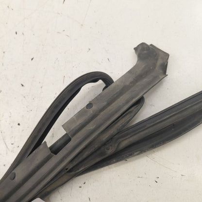 Honda Clarity On Door Seal Rubber Right Passenger Front  2018 2019 202