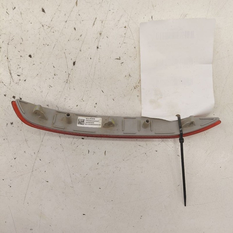 Chevy Equinox Passenger Right Rear Side Marker Reflector  2024 2023 20