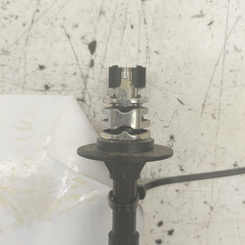 Lower Fuel Injection Injector Marked 4 Fits 22-25 Lexus NX350