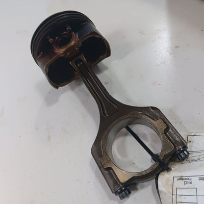 Kia Sorento Single Piston With Connecting Rod   2.4 2018 2017 2016
