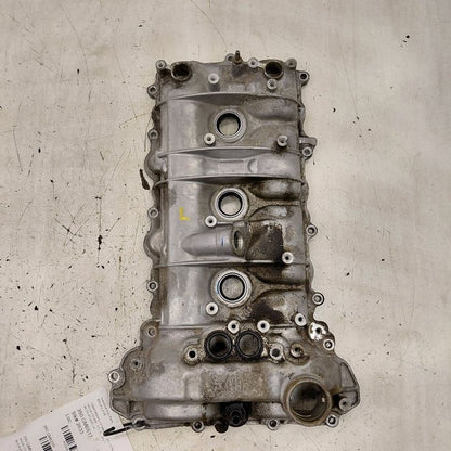 Cadillac CT6 Driver Front Engine Cylinder Head Valve Cover  3.6 2018 2