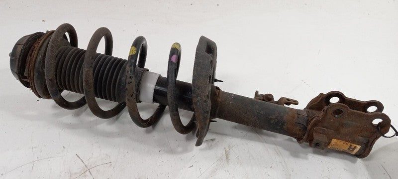 Passenger Right Strut Front Fits 12-13 Kia Soul  OEM