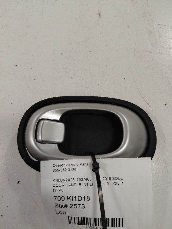 Kia Soul Door Handle Left Driver Front Interior Inside  2017 2018 2019