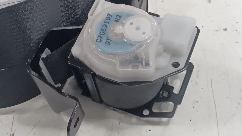 Lexus LS460 Seat Belt Strap Retractor Center Middle Rear Back  2007 2008 2009