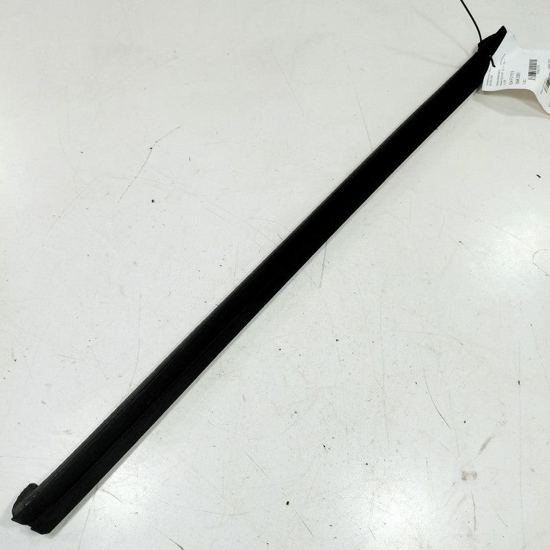 Ford Edge Right Front Weather Strip Interior  2019 2020 2021 2022 2023