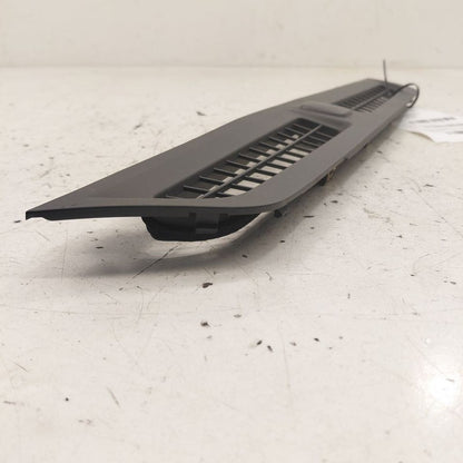 Cadillac CT6 Defrost Vent Center Middle  2018 2017 2016