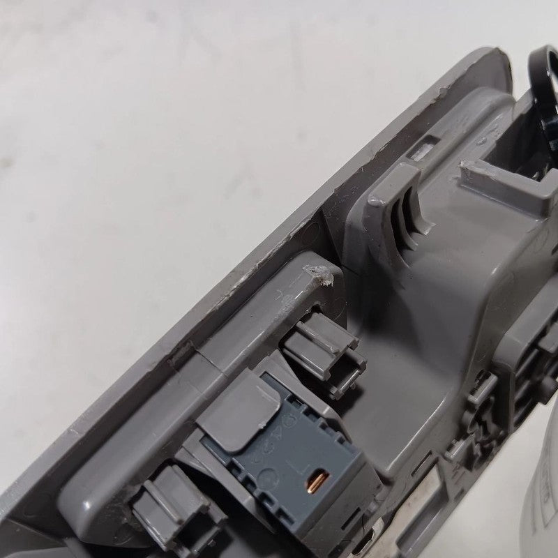 Hyundai Tucson Dome Light Roof Lamp  2019 2020 2021 OEM