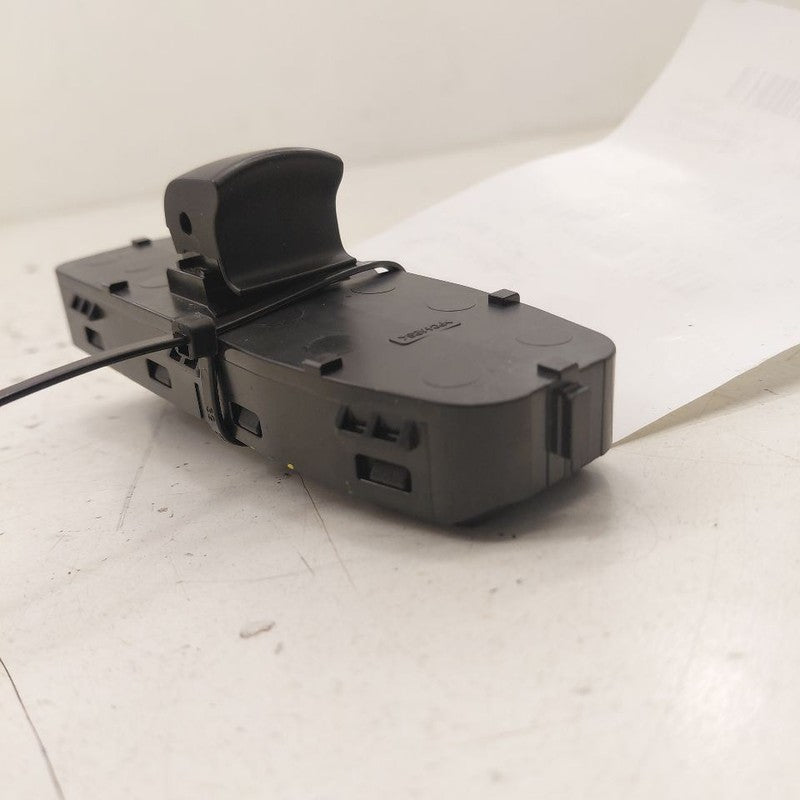 Chevy Equinox Power Window Switch Right Passenger Front  2024 2023 202
