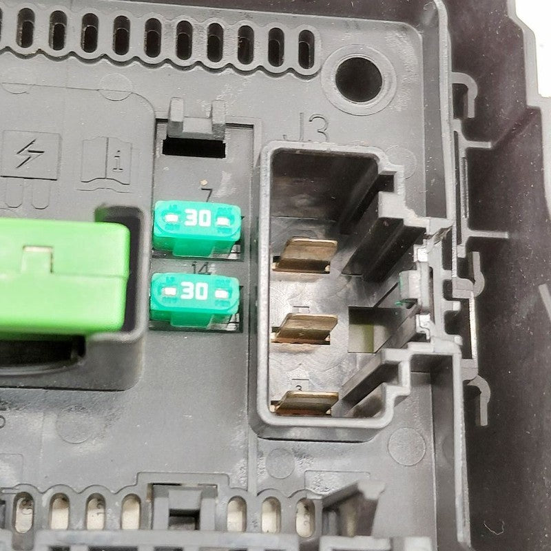 Ford Escape Cabin Fuse Box Interior Inner Under Dash  2022 2023 2024