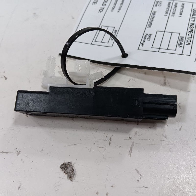 INFINITI Q50 Keyless Entry Antenna Module {KD45676NXA} 2014 2015 2016 2017 2018