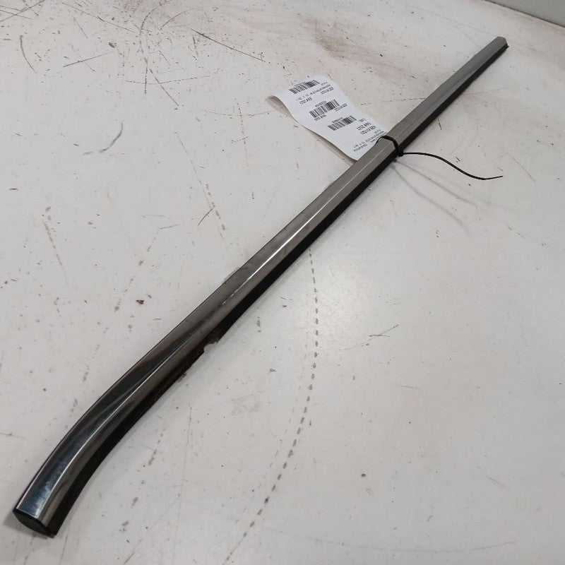 Kia Sportage Door Glass Window Weather Strip Trim Front Right Passenge