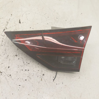 Passenger Right Tail Light Brake Lamp US Built Liftgate Mount 21-25 Ni