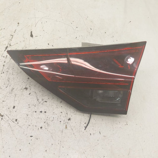 Passenger Right Tail Light Brake Lamp US Built Liftgate Mount 21-25 Ni