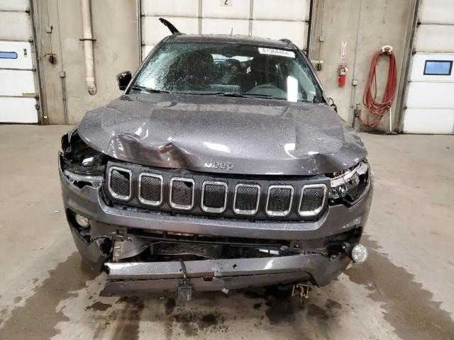 Jeep Compass On Door Seal Rubber Left Driver Front  2018 2019 2020 2021 2022