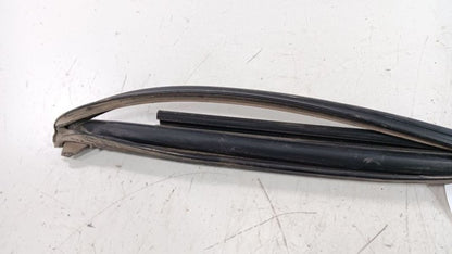 Mazda CX-9 Door Glass Window Seal Rubber Right Passenger Front 2012 20