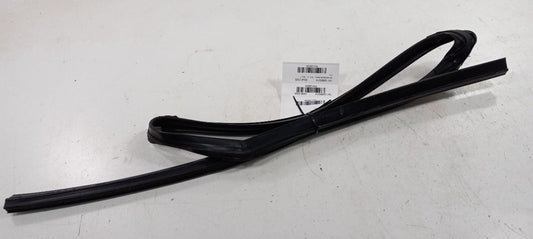 Cadillac SRX Door Glass Window Seal Rubber Left Rear Back 2013 2014 2015 