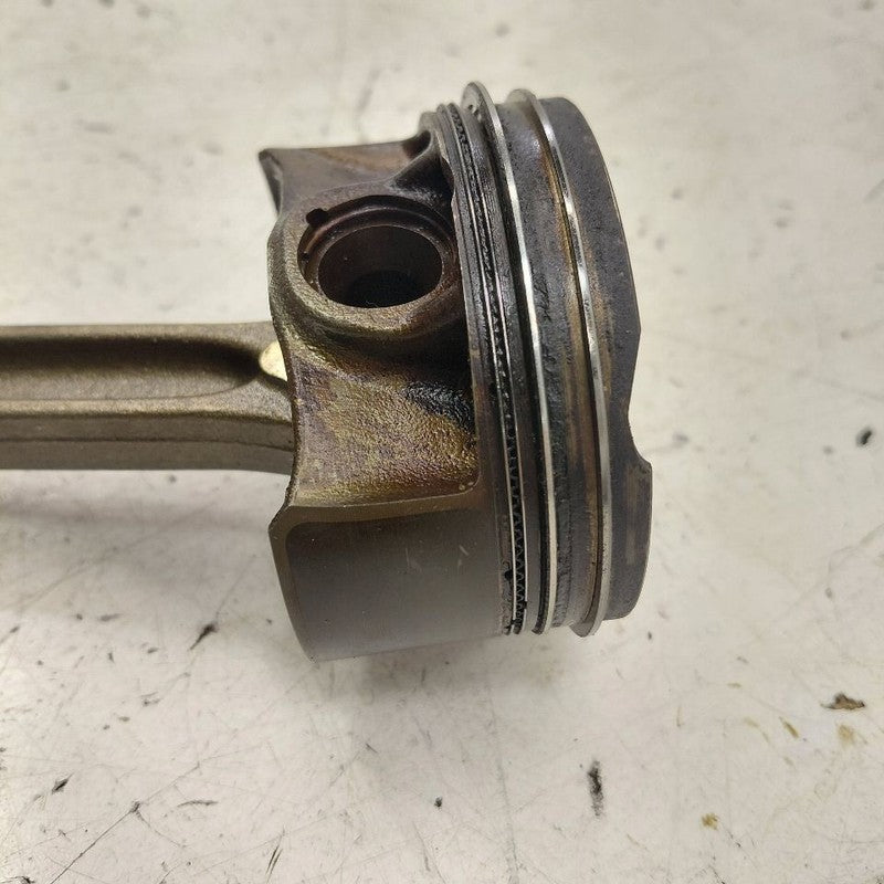 Volvo S60 Single Piston With Connecting Rod   2.0 2018 2017 2016