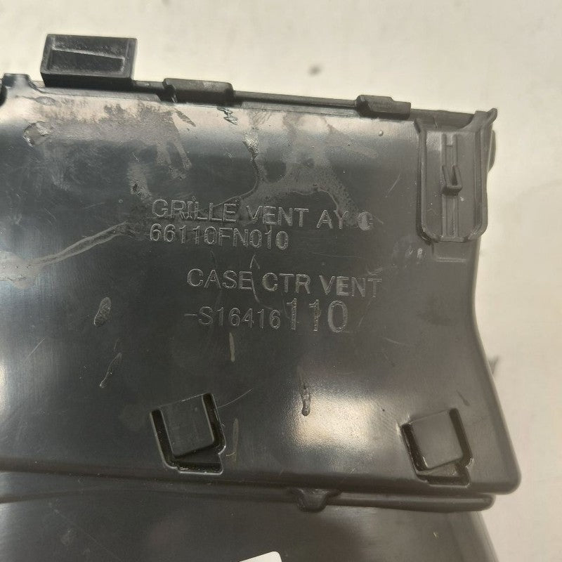 Subaru XV Crosstrek Dash Air Vent Center Middle  2025 2024