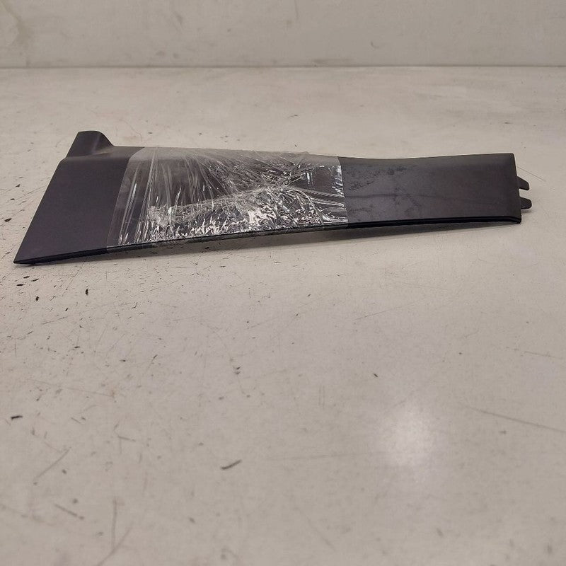 Honda HR-V Left Rear Door Trim Molding Pilar {727613W0A0} 2026 2025 20