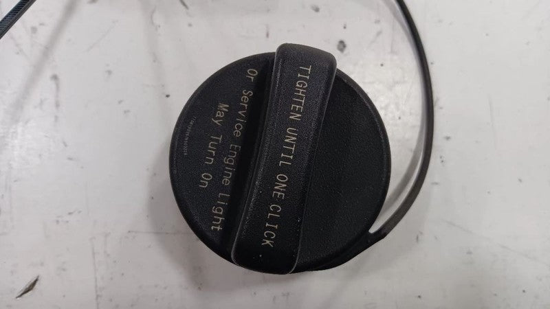 Chevy Traverse Gas Tank Fuel Cap  2010 2011 2012 2013 OEM