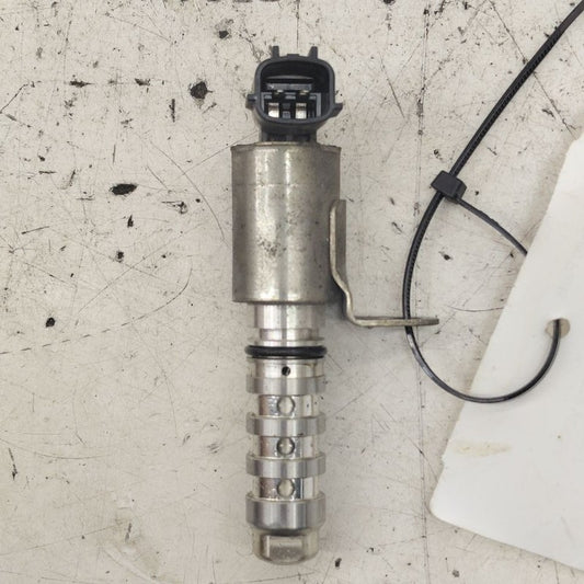Nissan Versa Variable Timing Gear Oil Control Valve Solenoid Cylinder 