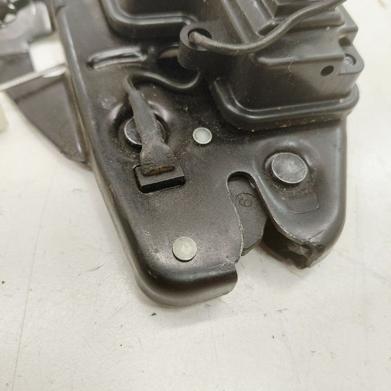 Chrysler 300 Trunk Latch  2017 2018 2019