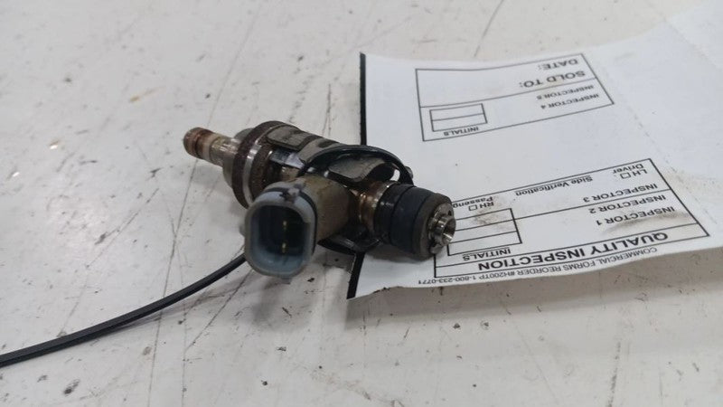 2320939155D0 Fuel Injection Injector Lower Fits 06-17 LEXUS IS350