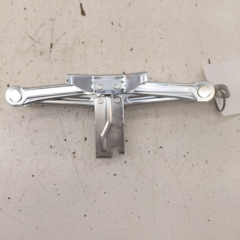 Subaru XV Crosstrek Spare Tire Changing Jack  2025 2024
