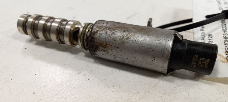 Hyundai Santa Fe Variable Timing Gear Oil Control Valve Solenoid Cylinder Head 2