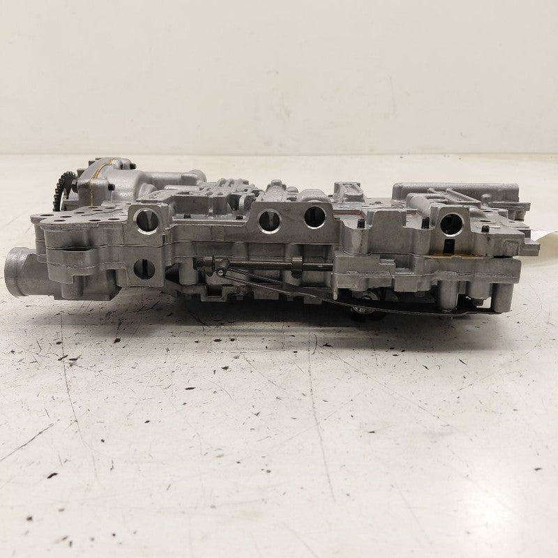 Cadillac CT6 Automatic Transmission Valve Body  2018 2017 2016