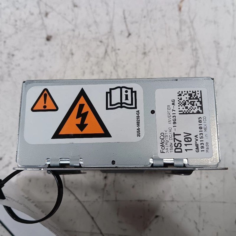 Charger Inverter Under Console 110 Volts Fits 13-20 Ford Fusion OEM