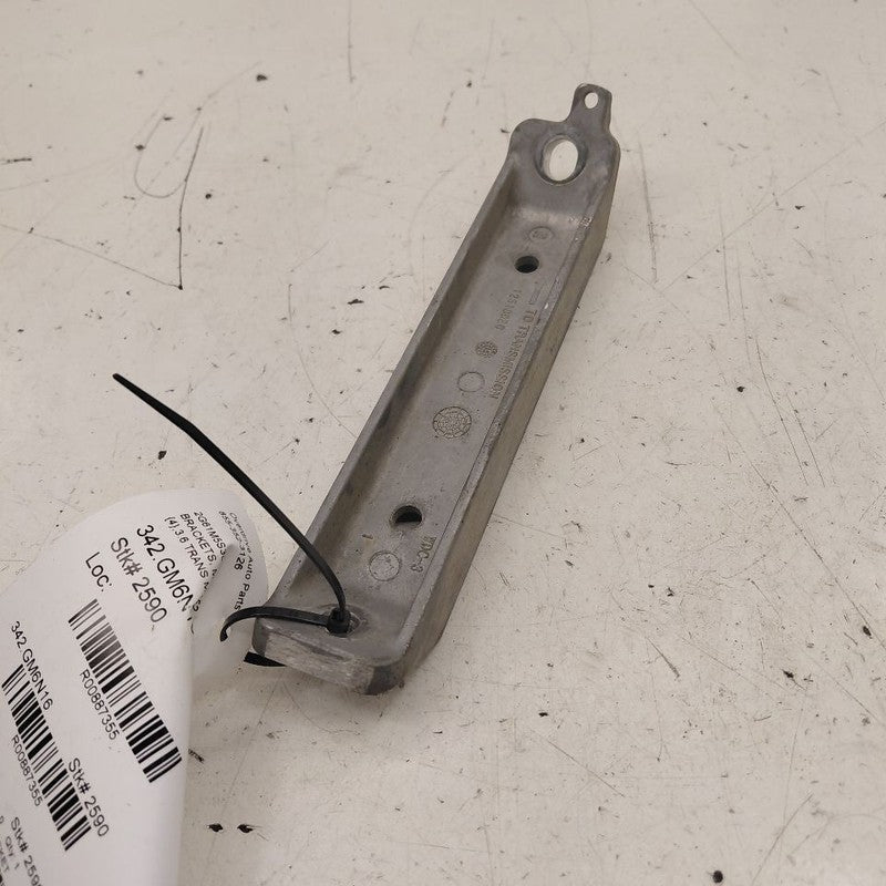 Cadillac XTS Transmission Mount Bracket      3.6 2016 2017 2018