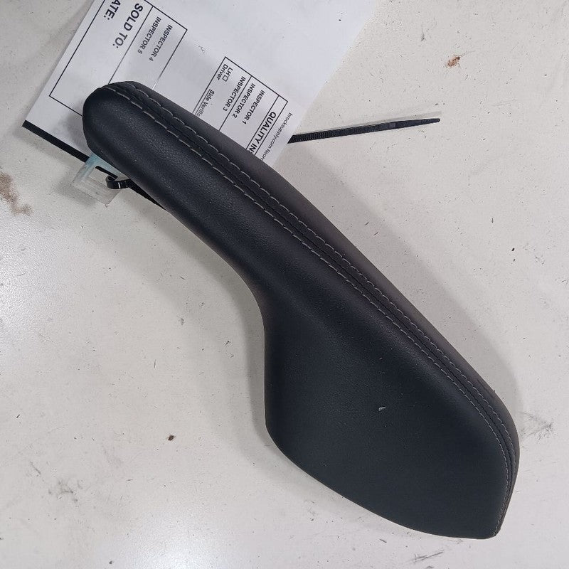 Nissan Altima Arm Rest 2023 2022 2021 2020 2019