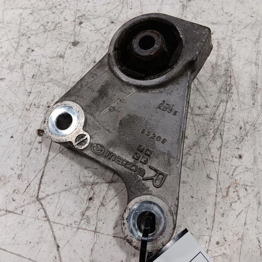 Mazda CX-9 Passenger Right Side Carrier Mount 2.5 2016 2017 2018 OEM